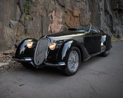 "I'd love to have seen the look on the thieves' faces when they opened the trailer," stated David Gooding, President of Gooding & Company Auctions.